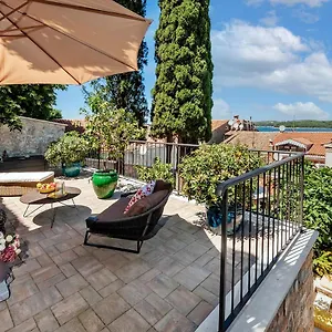 Couette-café Luxury Orh, Rovinj